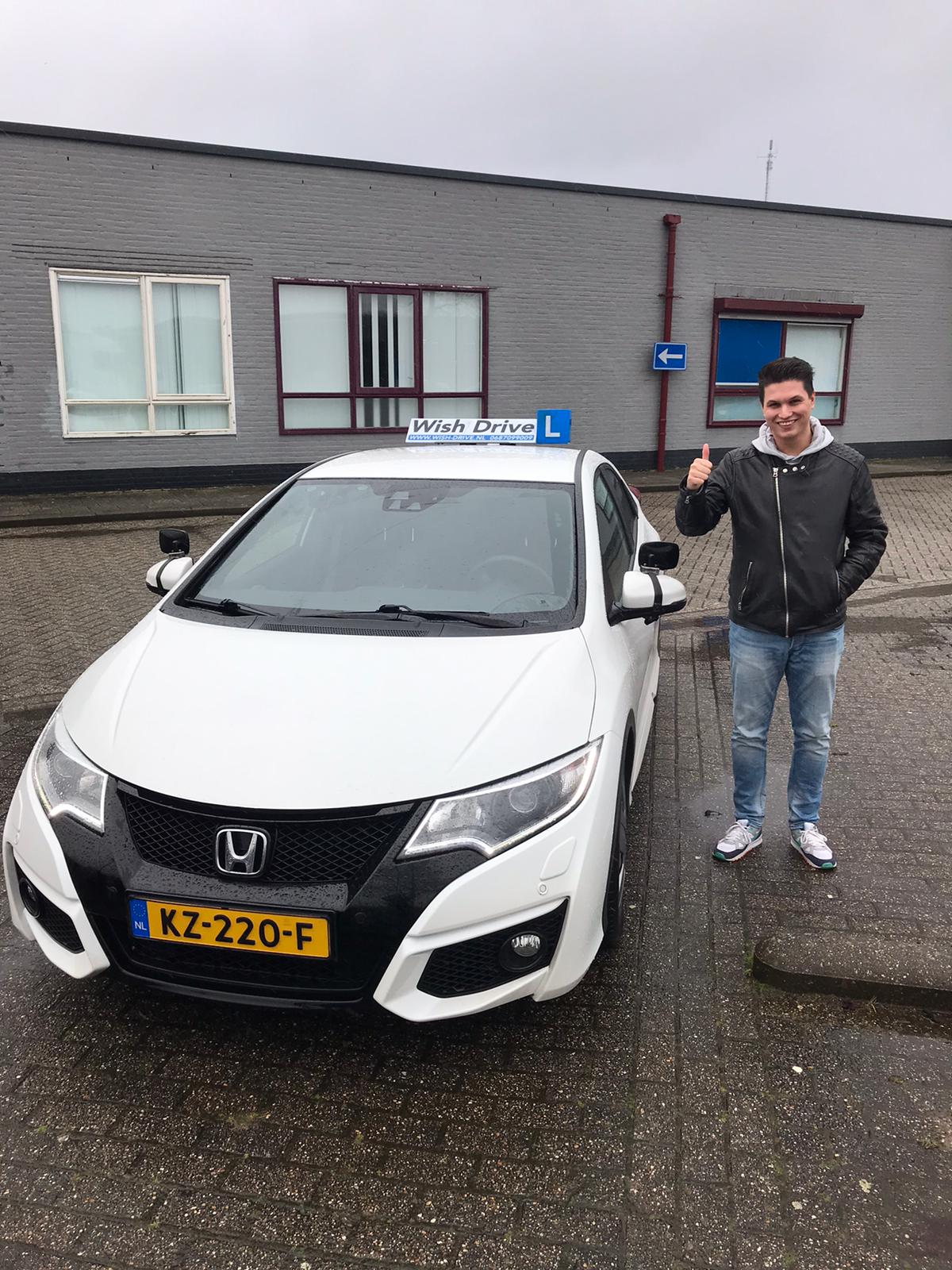 Geslaagde leerling foto 2